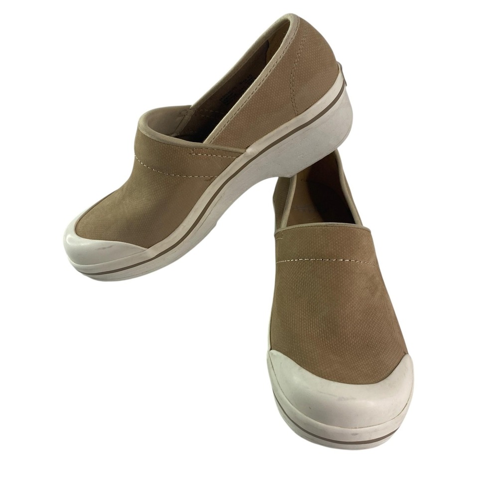 Dansko Shoes Womens Size 10 US 40 Tan Slip On Clog Rubber Toe Slip Resistant